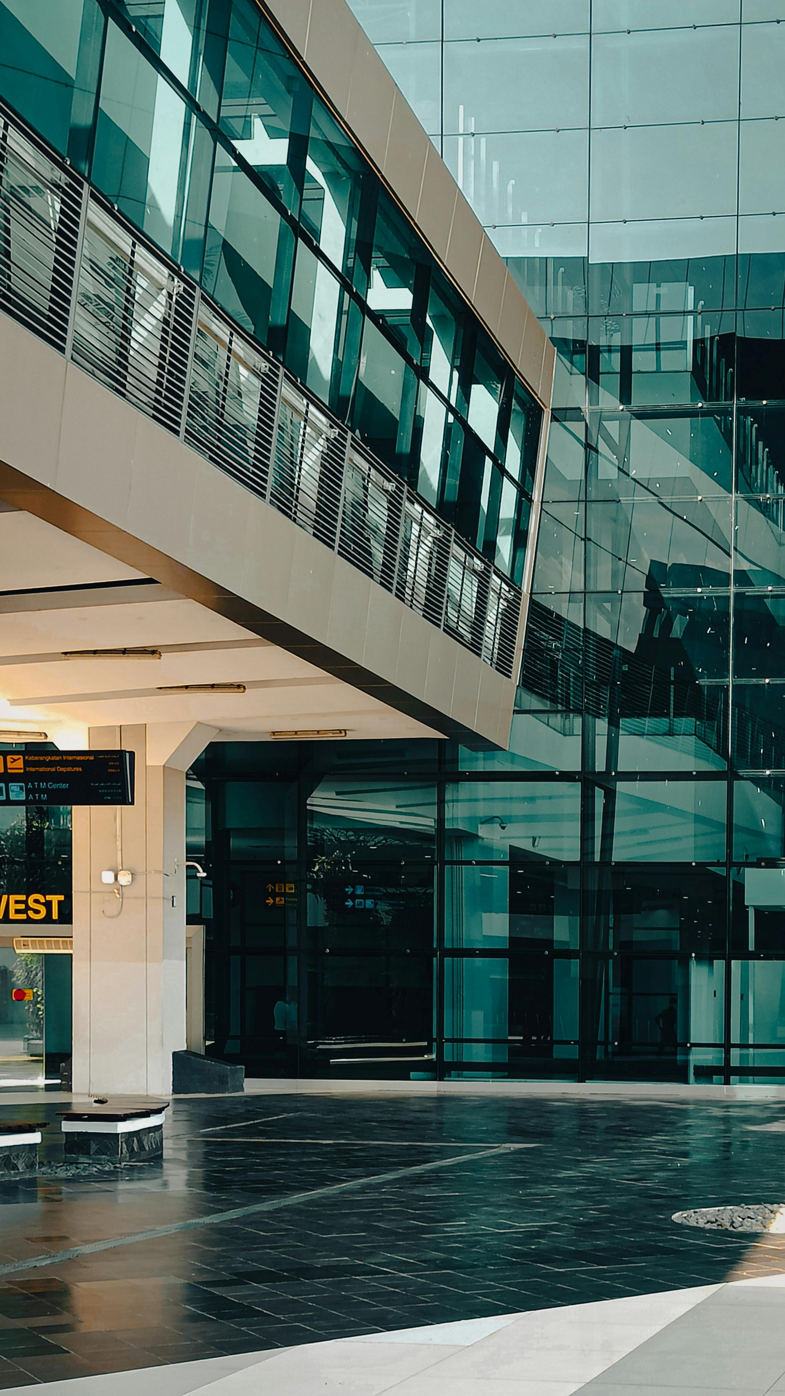 Spider Glazing & Glass Facade Systems — 2